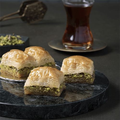 fistikli baklava-karakoy-gulluoglu--65a0-
