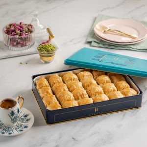 SQUARE BAKLAVA WITH PISTACHIO